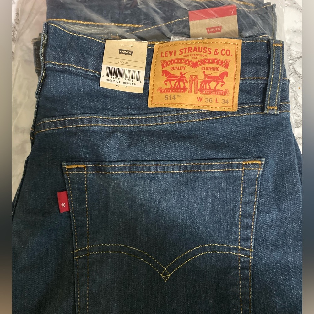 Levis men’s 36x34 jeans straight cut
